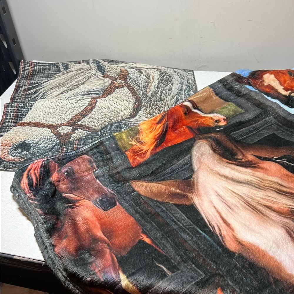 Horse Print Throw Blanket and Horse Pillow Cover NEW Unused